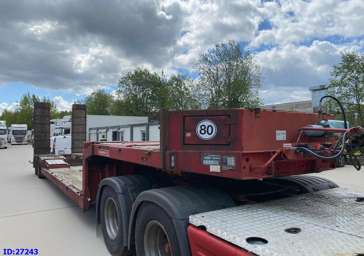 LANGENDORF Satbue 20/28 - Low bed - عربة منخفضة مسطحة نصف مقطورة: صورة 2 LANGENDORF Satbue 20/28 - Low bed - عربة منخفضة مسطحة نصف مقطورة: صورة 2