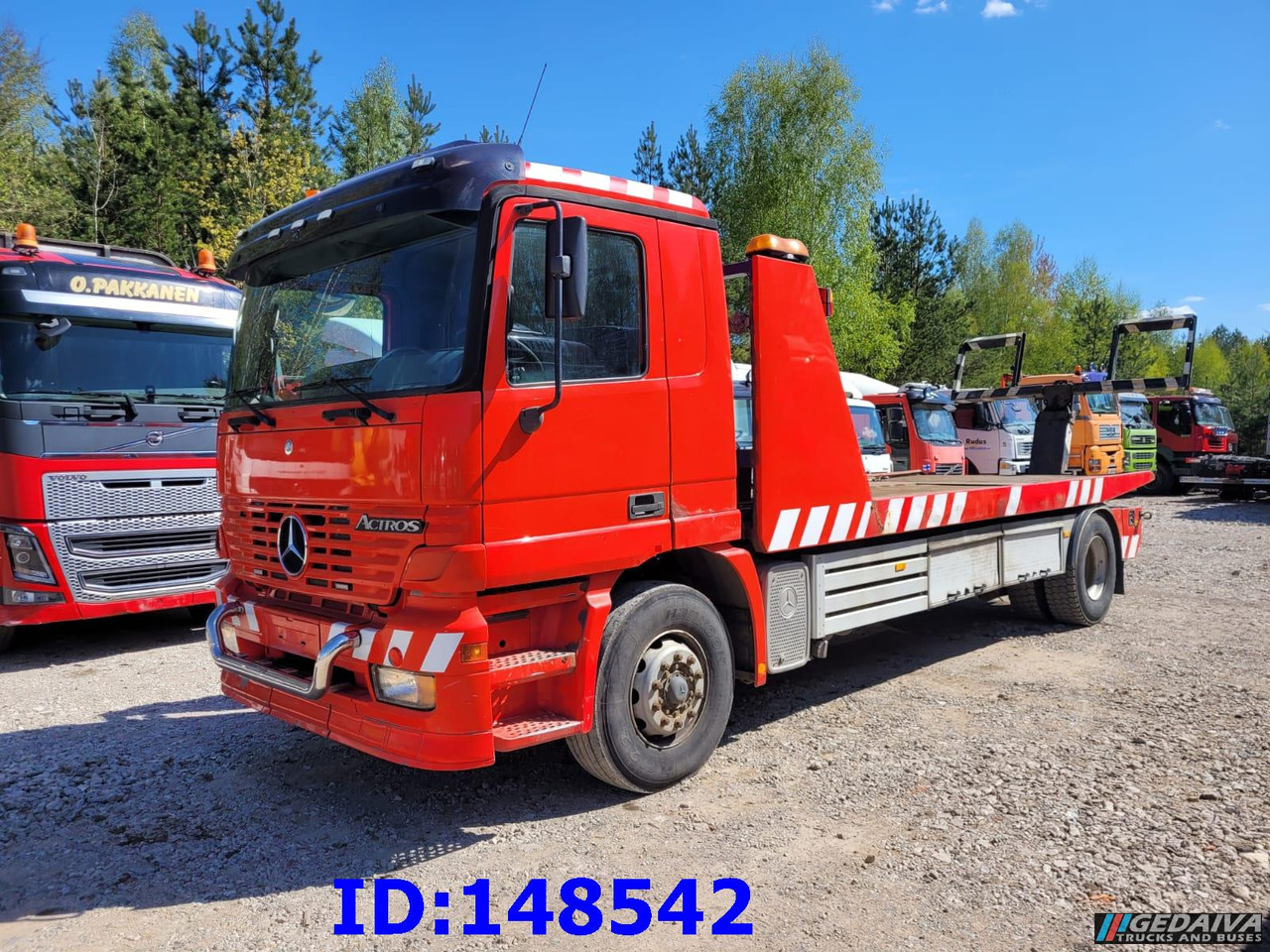 MERCEDES-BENZ Actros 1831 4x2 - شاحنة سحب: صورة 2 MERCEDES-BENZ Actros 1831 4x2 - شاحنة سحب: صورة 2