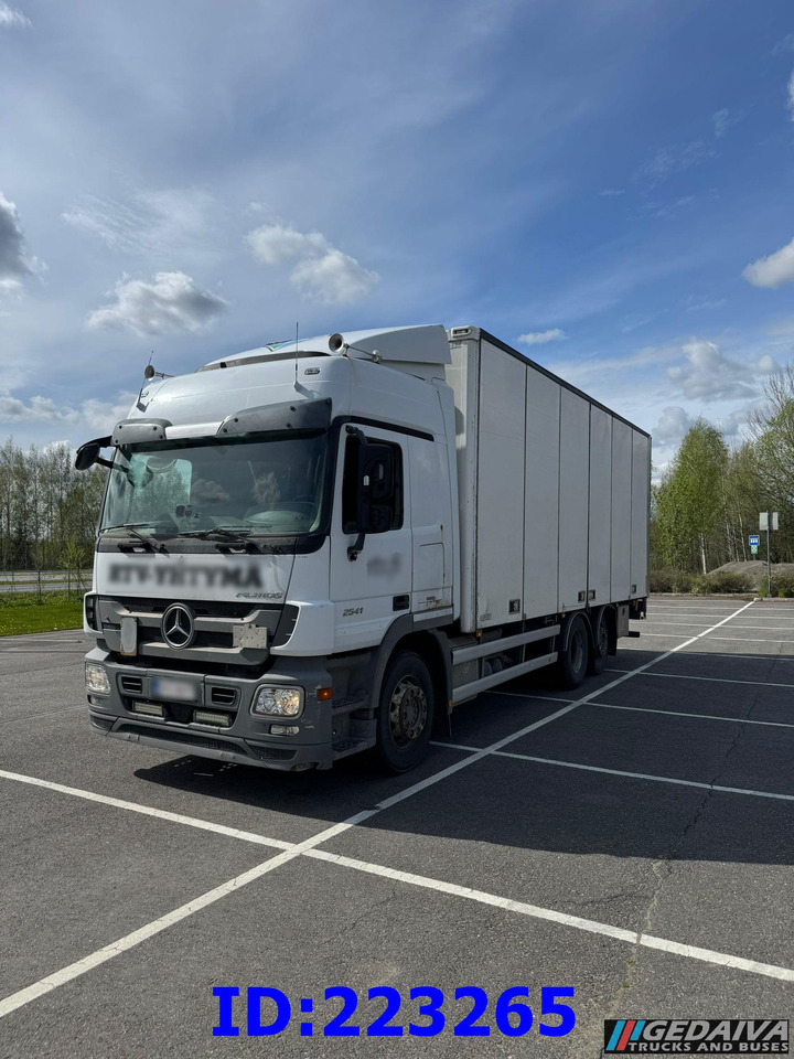 MERCEDES-BENZ Actros 2541 6x2 Retarder Euro5 - شاحنة صندوق متساوي: صورة 1 MERCEDES-BENZ Actros 2541 6x2 Retarder Euro5 - شاحنة صندوق متساوي: صورة 1