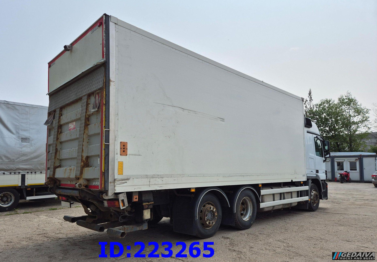 MERCEDES-BENZ Actros 2541 6x2 Retarder Open side box - شاحنة صندوق متساوي: صورة 4 MERCEDES-BENZ Actros 2541 6x2 Retarder Open side box - شاحنة صندوق متساوي: صورة 4