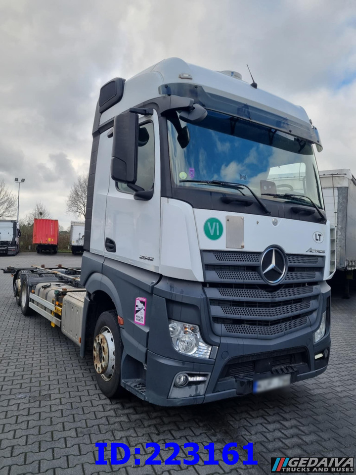 MERCEDES-BENZ Actros 2542 BDF 6x2 Euro6 - شاحنة هيكل كابينة: صورة 2 MERCEDES-BENZ Actros 2542 BDF 6x2 Euro6 - شاحنة هيكل كابينة: صورة 2