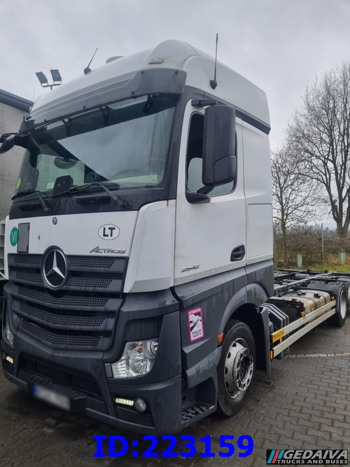 MERCEDES-BENZ Actros 2542 BDF 6x2 Euro6 - شاحنة هيكل كابينة: صورة 2 MERCEDES-BENZ Actros 2542 BDF 6x2 Euro6 - شاحنة هيكل كابينة: صورة 2