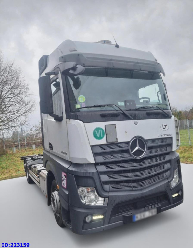 MERCEDES-BENZ Actros 2542 BDF 6x2 Euro6 - شاحنة هيكل كابينة: صورة 1 MERCEDES-BENZ Actros 2542 BDF 6x2 Euro6 - شاحنة هيكل كابينة: صورة 1