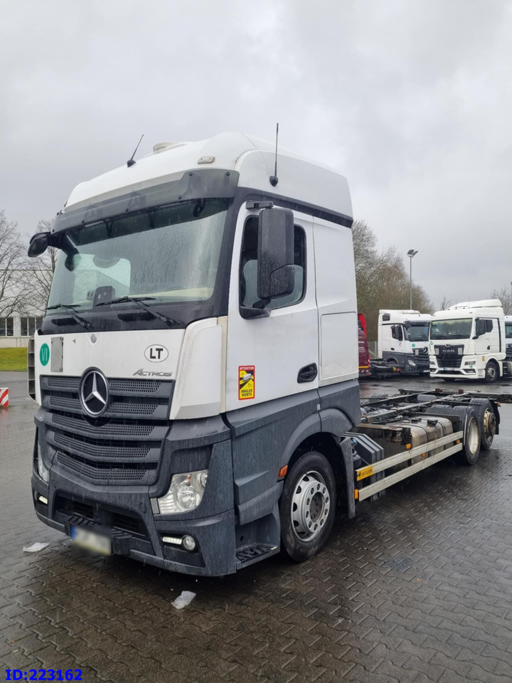 MERCEDES-BENZ Actros 2542 BDF 6x2 Euro6 - شاحنة هيكل كابينة: صورة 1 MERCEDES-BENZ Actros 2542 BDF 6x2 Euro6 - شاحنة هيكل كابينة: صورة 1