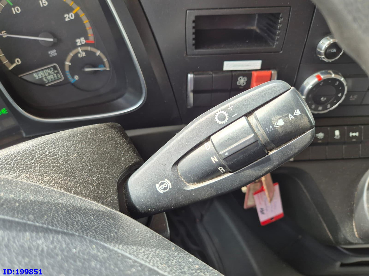شاحنة مقفلة MERCEDES-BENZ Actros 2551 6x2 Euro5: صورة 16