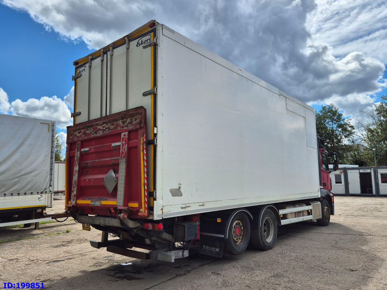 MERCEDES-BENZ Actros 2551 6x2 Euro5 - شاحنة مقفلة: صورة 5 MERCEDES-BENZ Actros 2551 6x2 Euro5 - شاحنة مقفلة: صورة 5