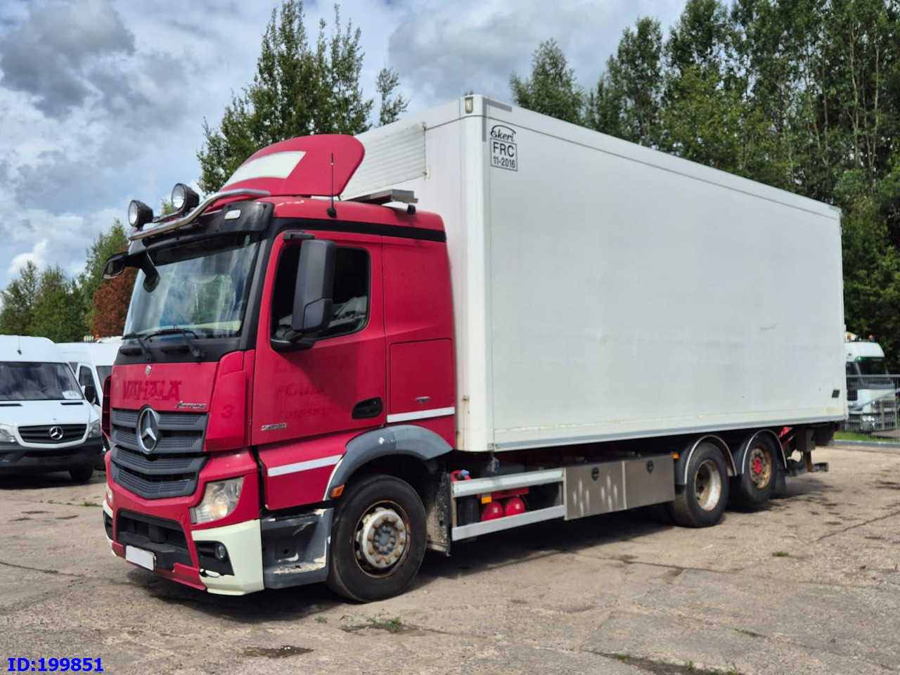 MERCEDES-BENZ Actros 2551 6x2 Euro5 - شاحنة مقفلة: صورة 1 MERCEDES-BENZ Actros 2551 6x2 Euro5 - شاحنة مقفلة: صورة 1