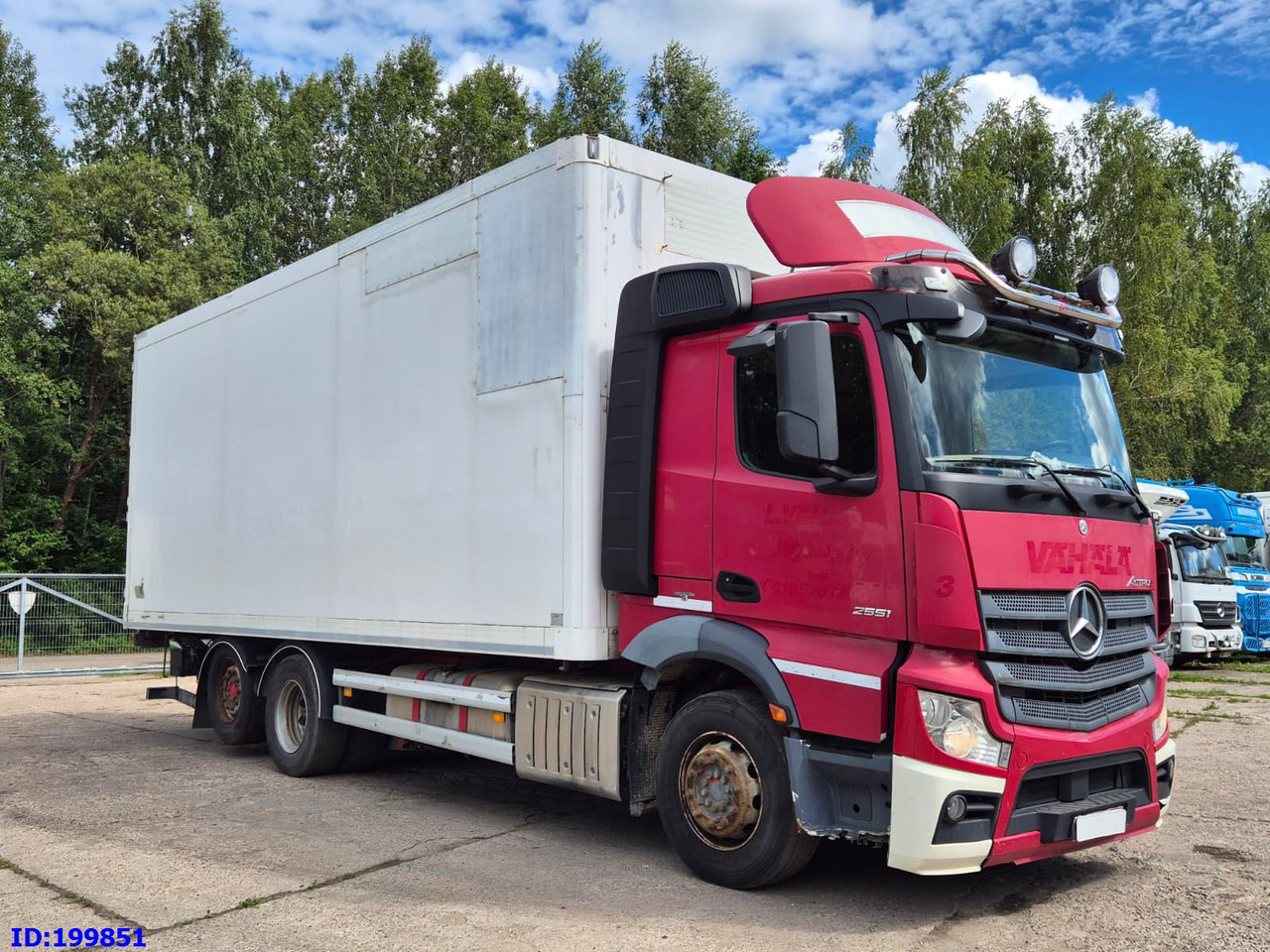 MERCEDES-BENZ Actros 2551 6x2 Euro5 - شاحنة مقفلة: صورة 4 MERCEDES-BENZ Actros 2551 6x2 Euro5 - شاحنة مقفلة: صورة 4