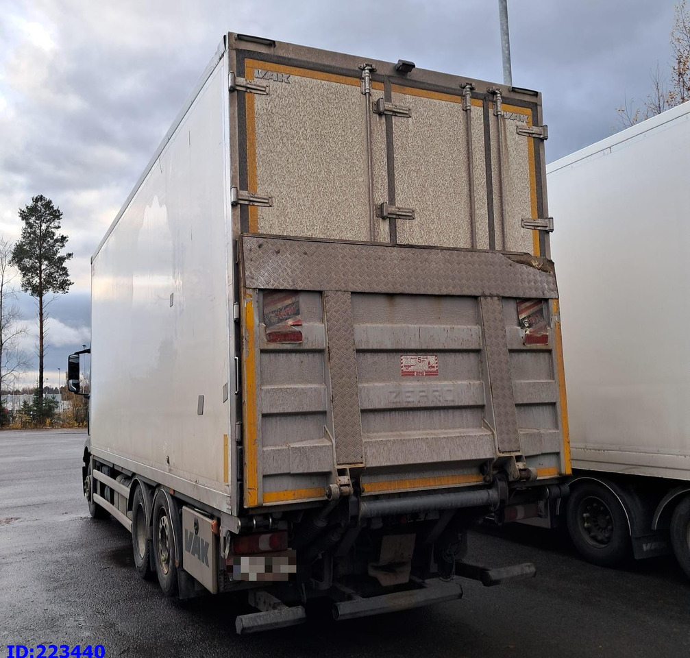 MERCEDES-BENZ Actros 2551 6x2 Euro6 - شاحنة الفريزر: صورة 4 MERCEDES-BENZ Actros 2551 6x2 Euro6 - شاحنة الفريزر: صورة 4