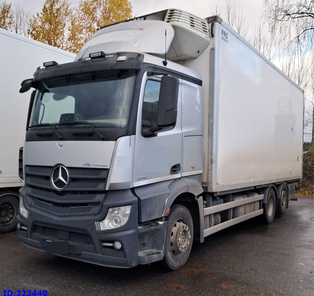 MERCEDES-BENZ Actros 2551 6x2 Euro6 - شاحنة الفريزر: صورة 1 MERCEDES-BENZ Actros 2551 6x2 Euro6 - شاحنة الفريزر: صورة 1