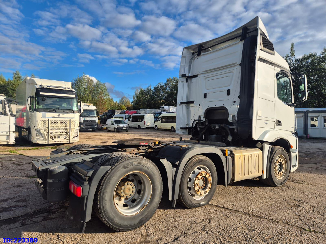 MERCEDES-BENZ Actros 2551 6x2 -Steering axle - Euro6 - وحدة جر: صورة 5 MERCEDES-BENZ Actros 2551 6x2 -Steering axle - Euro6 - وحدة جر: صورة 5
