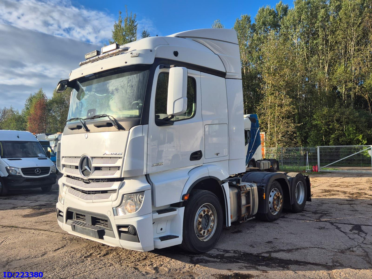 MERCEDES-BENZ Actros 2551 6x2 -Steering axle - Euro6 - وحدة جر: صورة 1 MERCEDES-BENZ Actros 2551 6x2 -Steering axle - Euro6 - وحدة جر: صورة 1