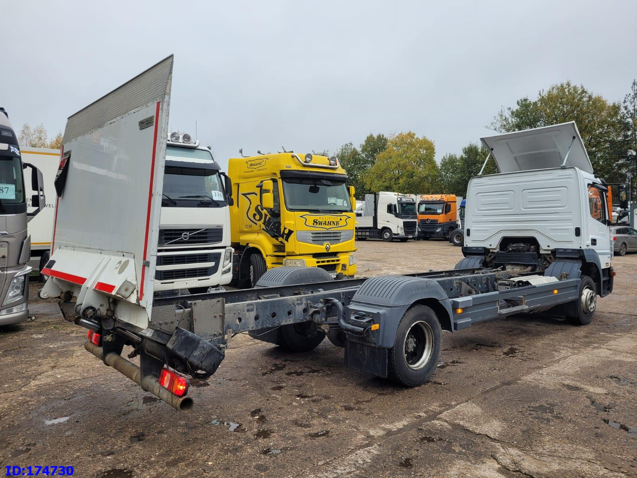 MERCEDES-BENZ Atego 1218 - Euro6 - Manual - Full Steel - شاحنة هيكل كابينة: صورة 5 MERCEDES-BENZ Atego 1218 - Euro6 - Manual - Full Steel - شاحنة هيكل كابينة: صورة 5