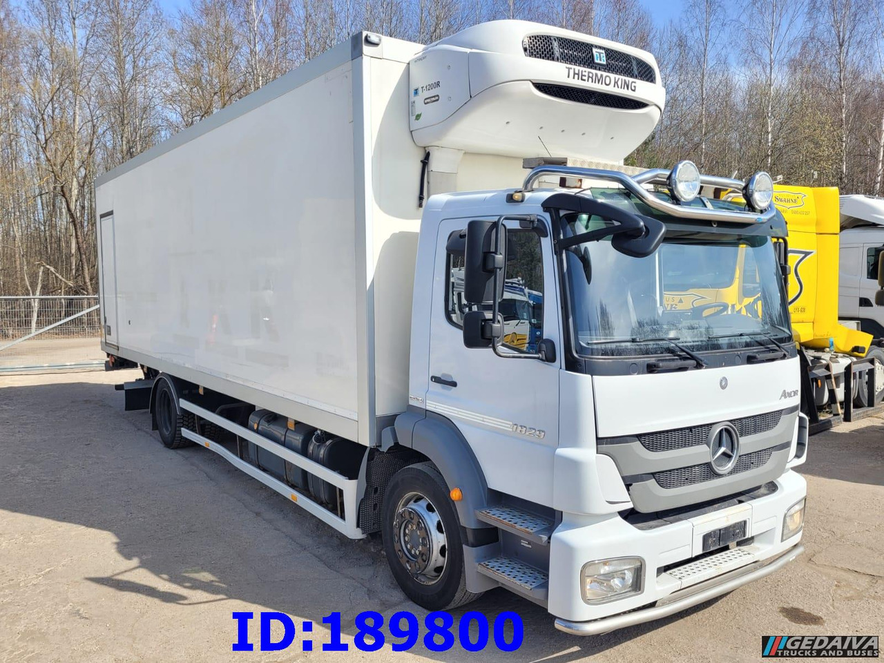 MERCEDES-BENZ Axor 1829 Euro5 Manual + Tail lift - شاحنة الفريزر: صورة 4 MERCEDES-BENZ Axor 1829 Euro5 Manual + Tail lift - شاحنة الفريزر: صورة 4