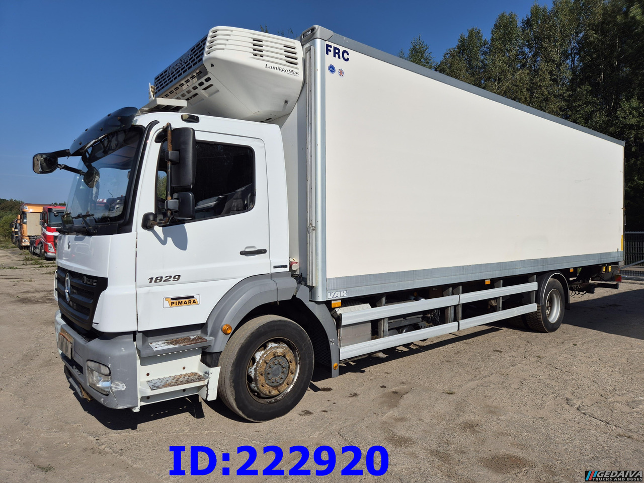 MERCEDES-BENZ Axor 1829 Manual + Tail lift - شاحنة الفريزر: صورة 1 MERCEDES-BENZ Axor 1829 Manual + Tail lift - شاحنة الفريزر: صورة 1