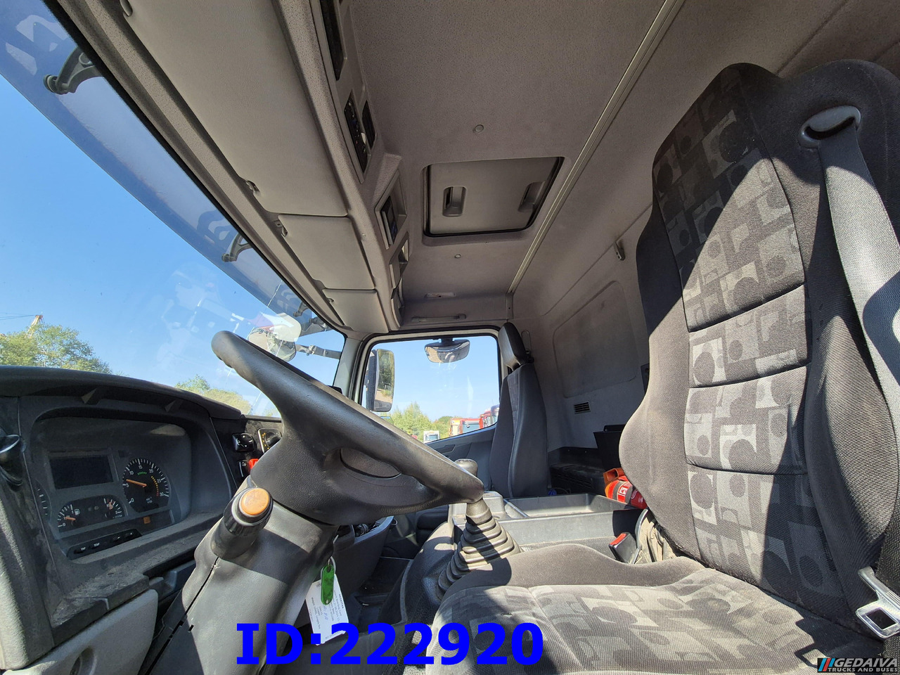 شاحنة الفريزر MERCEDES-BENZ Axor 1829  Manual + Tail lift: صورة 18 شاحنة الفريزر MERCEDES-BENZ Axor 1829  Manual + Tail lift: صورة 18