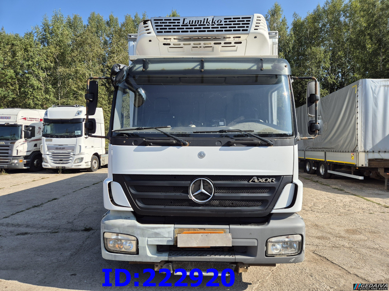 MERCEDES-BENZ Axor 1829  Manual + Tail lift - شاحنة الفريزر: صورة 2 MERCEDES-BENZ Axor 1829  Manual + Tail lift - شاحنة الفريزر: صورة 2