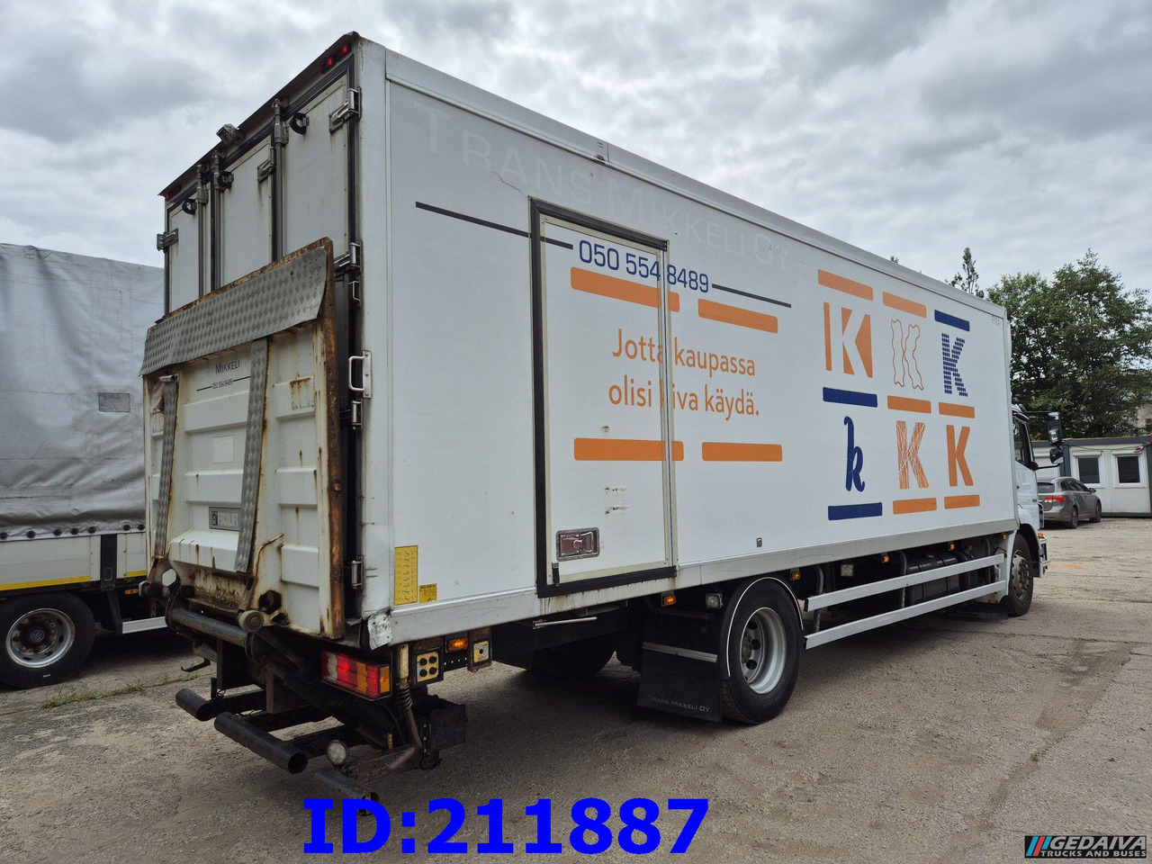 MERCEDES-BENZ Axor 1833 - Manual - شاحنة الفريزر: صورة 5 MERCEDES-BENZ Axor 1833 - Manual - شاحنة الفريزر: صورة 5