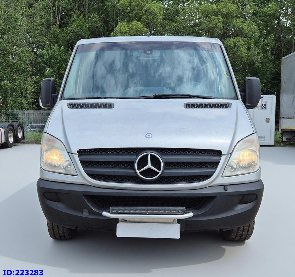 MERCEDES-BENZ Sprinter 313 - Kasten VIP -Euro5 - حافلة صغيرة, ميكروباص: صورة 2 MERCEDES-BENZ Sprinter 313 - Kasten VIP -Euro5 - حافلة صغيرة, ميكروباص: صورة 2