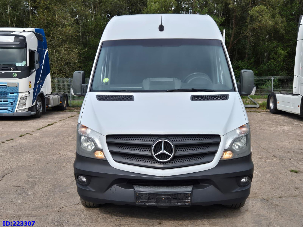 MERCEDES-BENZ Sprinter 316 Euro6 - الشاحنات الصغيرة كابينة مزدوجة: صورة 2 MERCEDES-BENZ Sprinter 316 Euro6 - الشاحنات الصغيرة كابينة مزدوجة: صورة 2