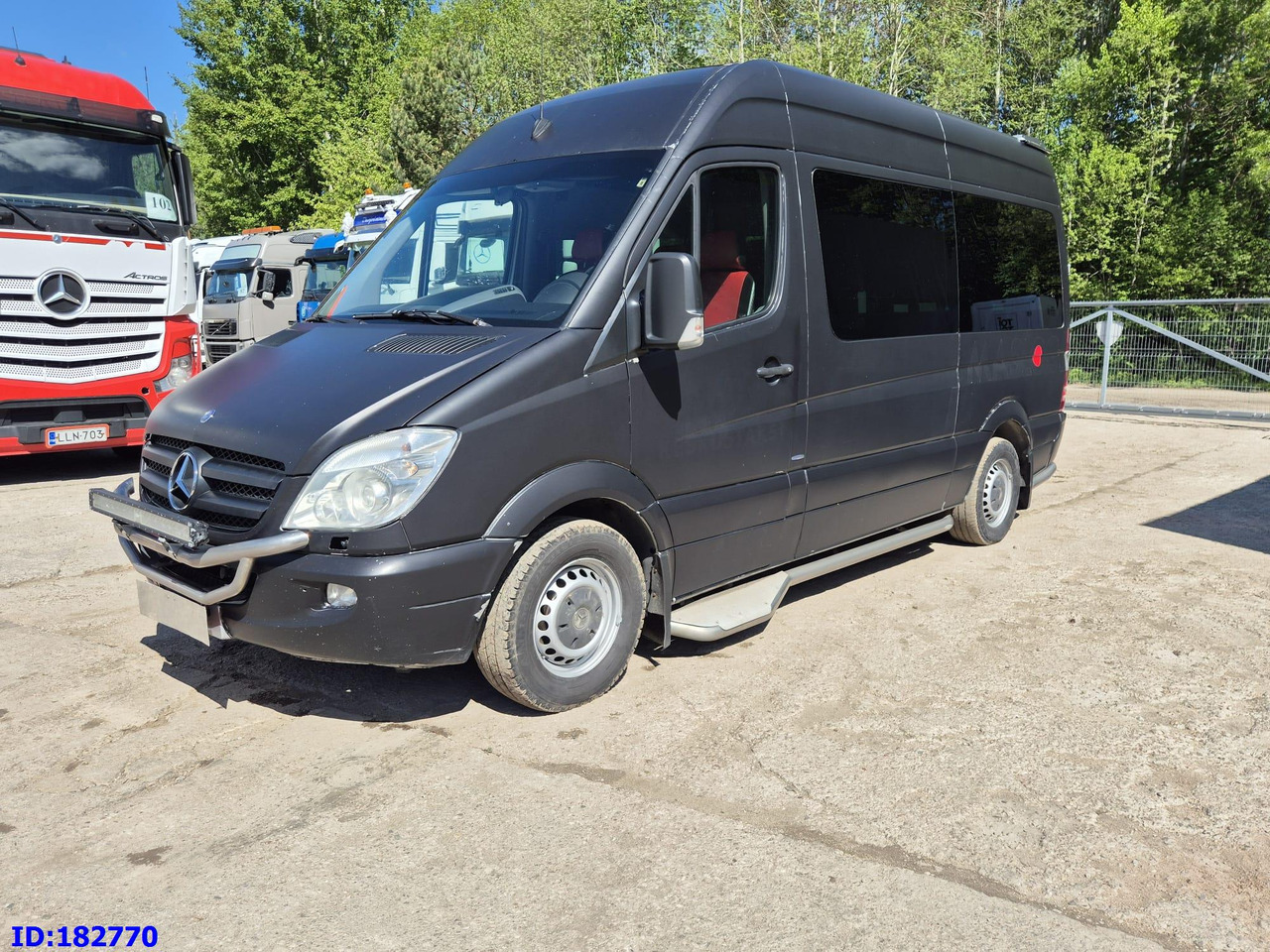 MERCEDES-BENZ Sprinter 319 VIP Euro5 - مركبة كوتش: صورة 4 MERCEDES-BENZ Sprinter 319 VIP Euro5 - مركبة كوتش: صورة 4