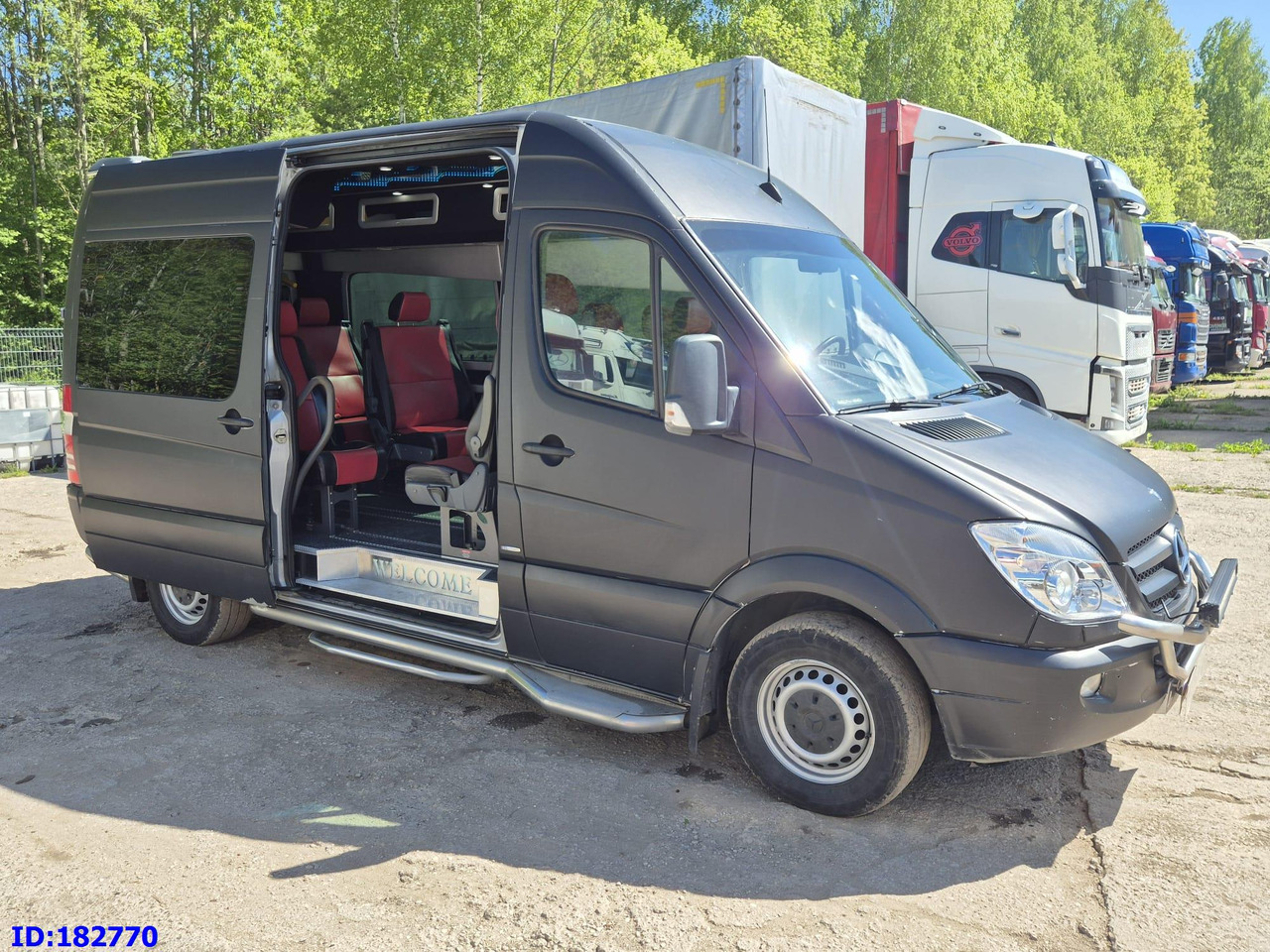 MERCEDES-BENZ Sprinter 319 VIP Euro5 - مركبة كوتش: صورة 1 MERCEDES-BENZ Sprinter 319 VIP Euro5 - مركبة كوتش: صورة 1