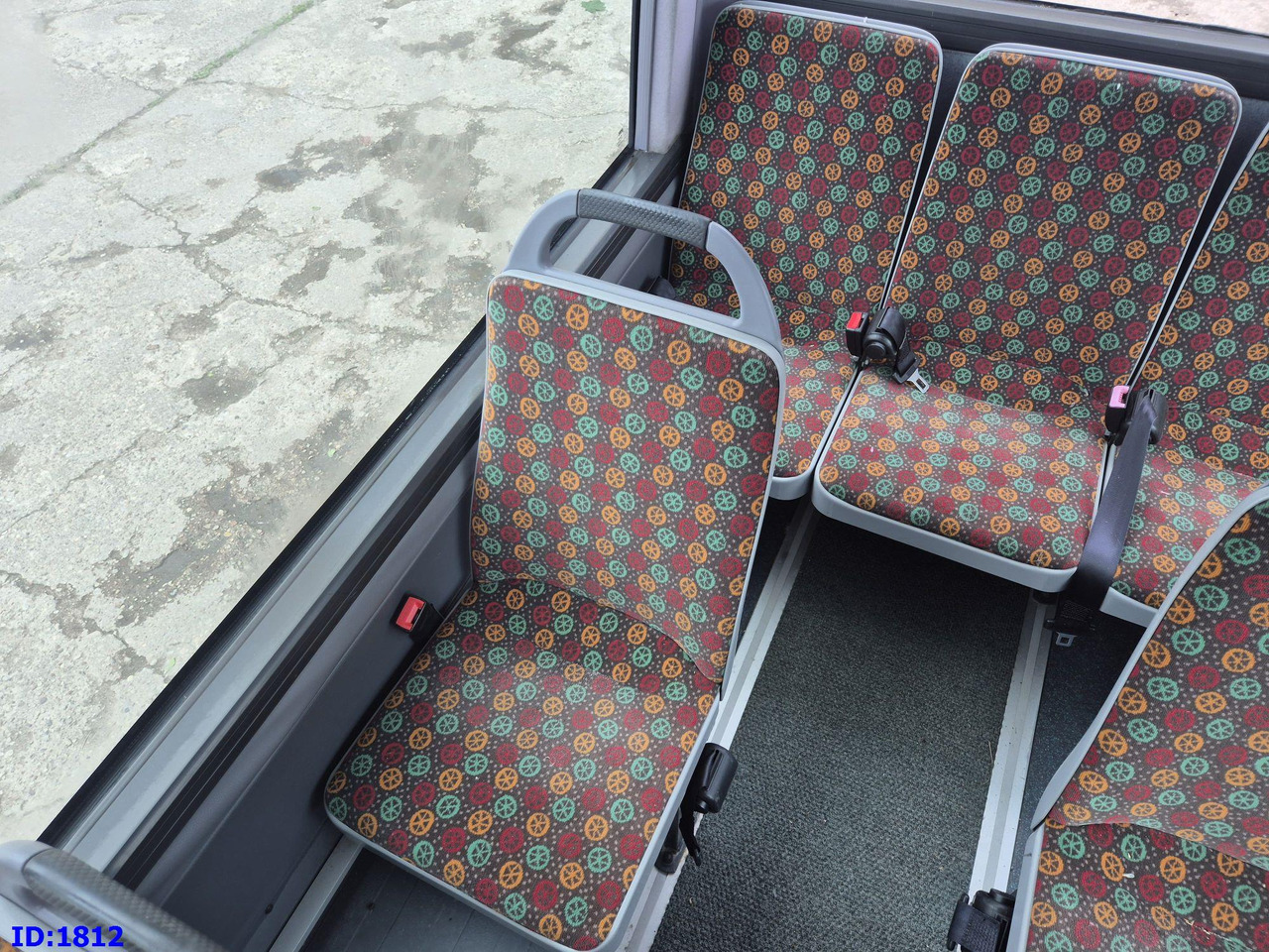 حافلة صغيرة, ميكروباص MERCEDES-BENZ Sprinter 413 - 17 Place: صورة 9 حافلة صغيرة, ميكروباص MERCEDES-BENZ Sprinter 413 - 17 Place: صورة 9