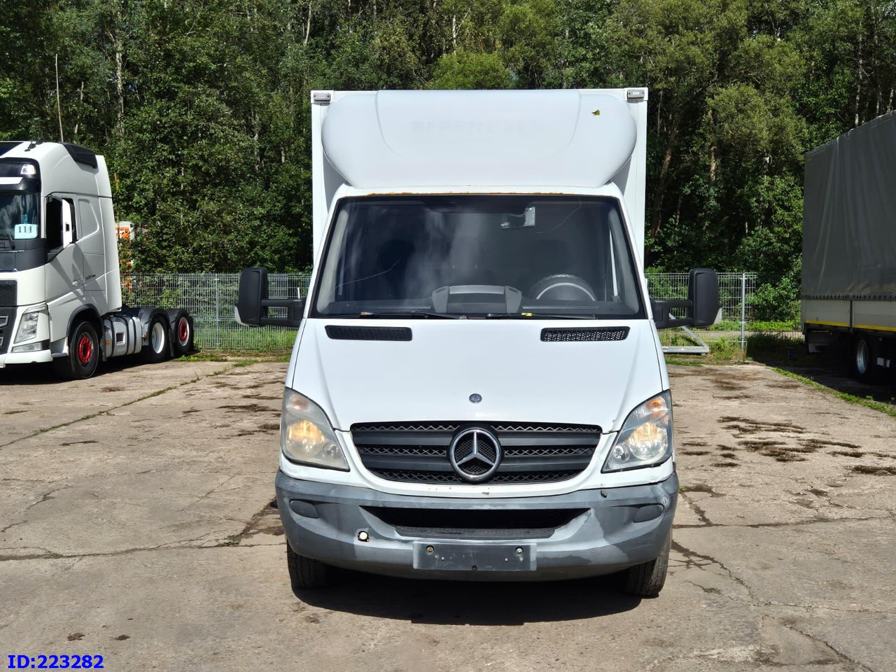 MERCEDES-BENZ Sprinter 516 SUPER - شاحنة مغلقة الصندوق: صورة 2 MERCEDES-BENZ Sprinter 516 SUPER - شاحنة مغلقة الصندوق: صورة 2