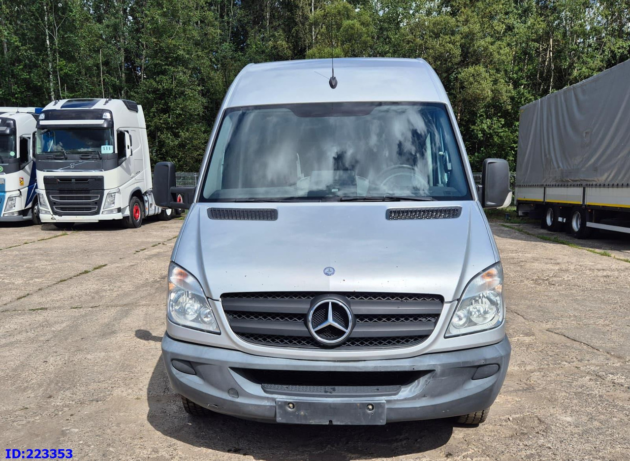 MERCEDES-BENZ Sprinter 518 - 23 Seater - مركبة كوتش: صورة 2 MERCEDES-BENZ Sprinter 518 - 23 Seater - مركبة كوتش: صورة 2