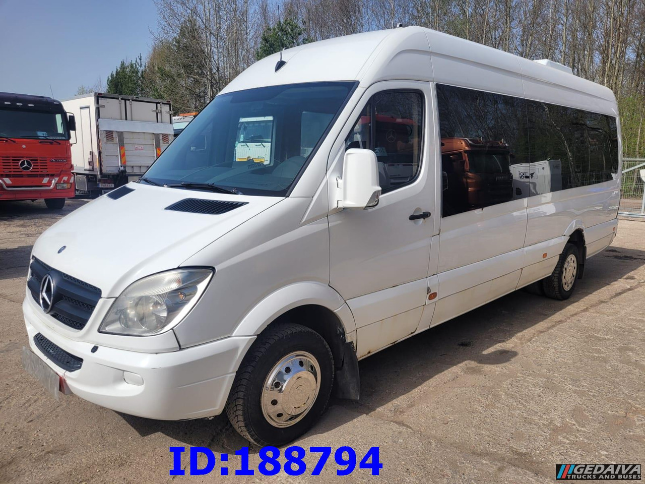 MERCEDES-BENZ Sprinter 518 - Kasten VIP - 20 Seater - مركبة كوتش: صورة 1 MERCEDES-BENZ Sprinter 518 - Kasten VIP - 20 Seater - مركبة كوتش: صورة 1