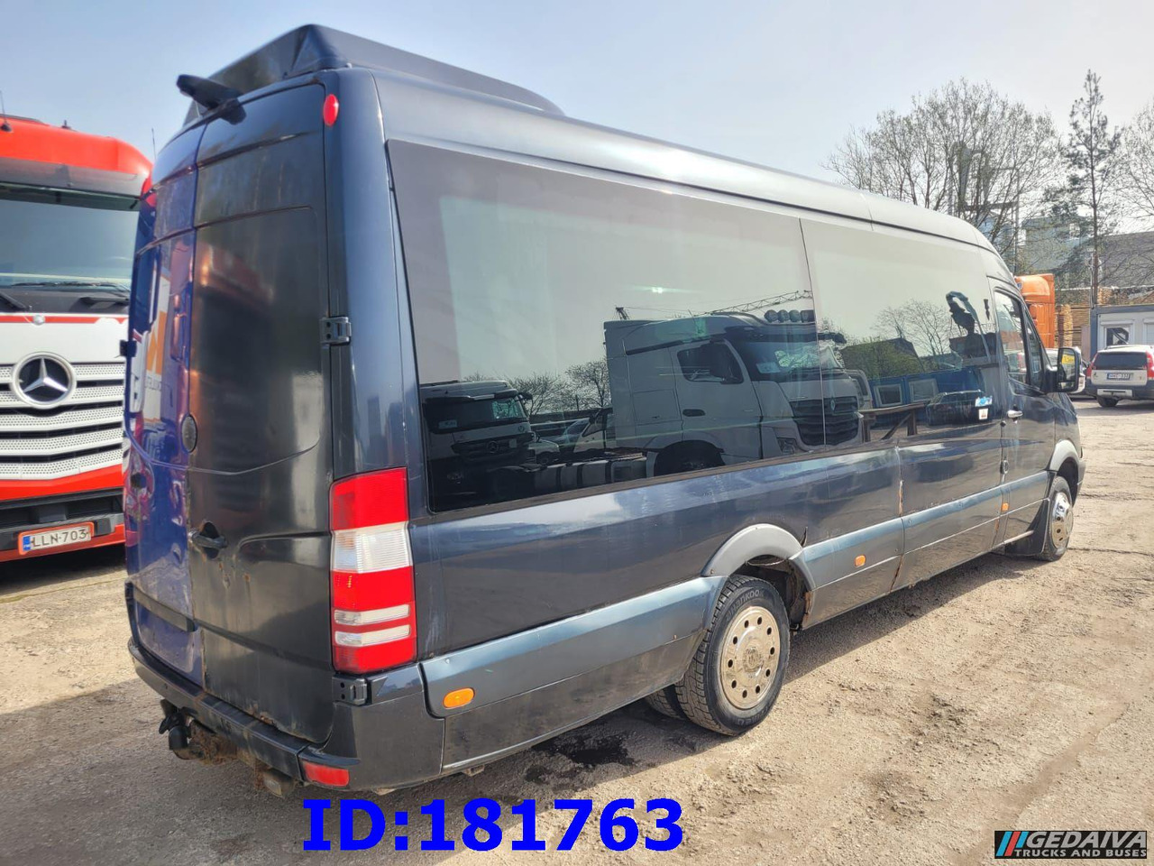 MERCEDES-BENZ Sprinter 518 - VIP - 17 Seater - مركبة كوتش: صورة 5 MERCEDES-BENZ Sprinter 518 - VIP - 17 Seater - مركبة كوتش: صورة 5