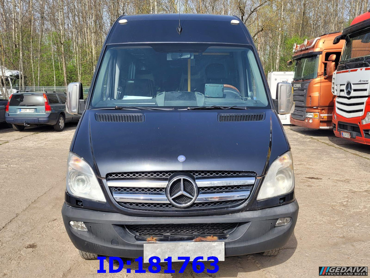 MERCEDES-BENZ Sprinter 518 - VIP - 17 Seater - مركبة كوتش: صورة 2 MERCEDES-BENZ Sprinter 518 - VIP - 17 Seater - مركبة كوتش: صورة 2