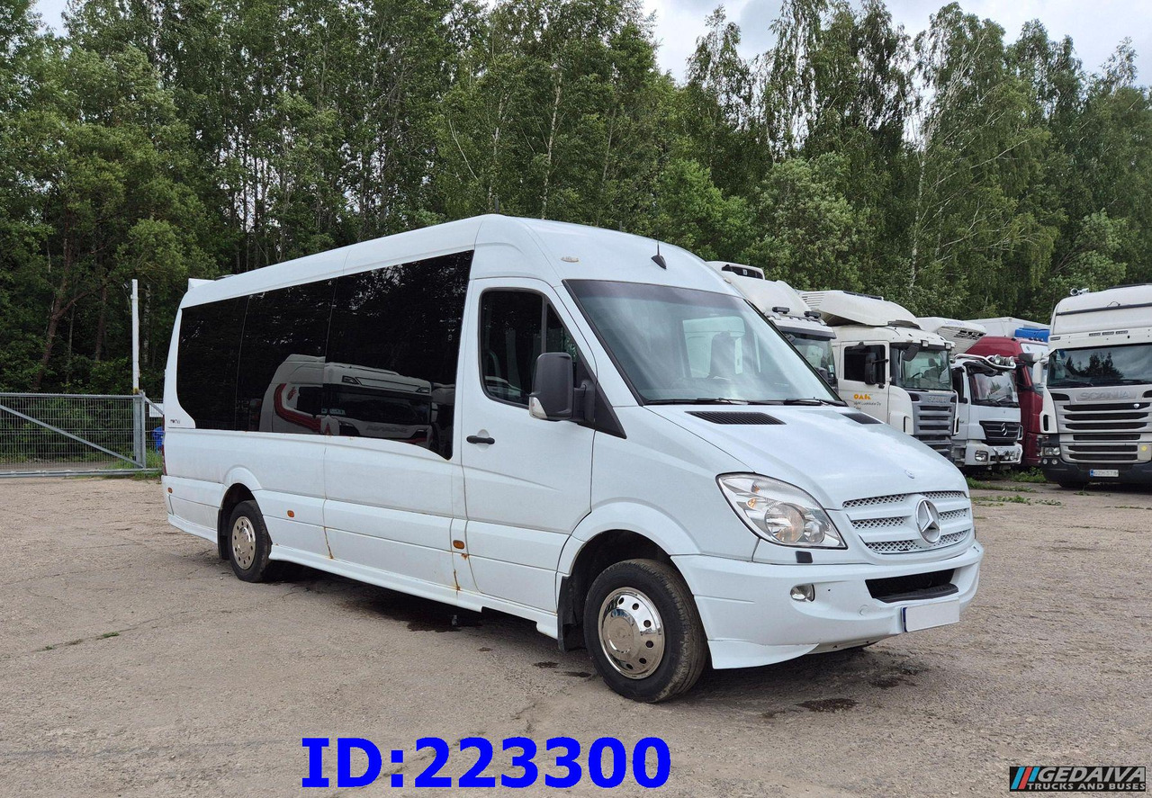 MERCEDES-BENZ Sprinter 518 VIP - 17 Seater - مركبة كوتش: صورة 4 MERCEDES-BENZ Sprinter 518 VIP - 17 Seater - مركبة كوتش: صورة 4