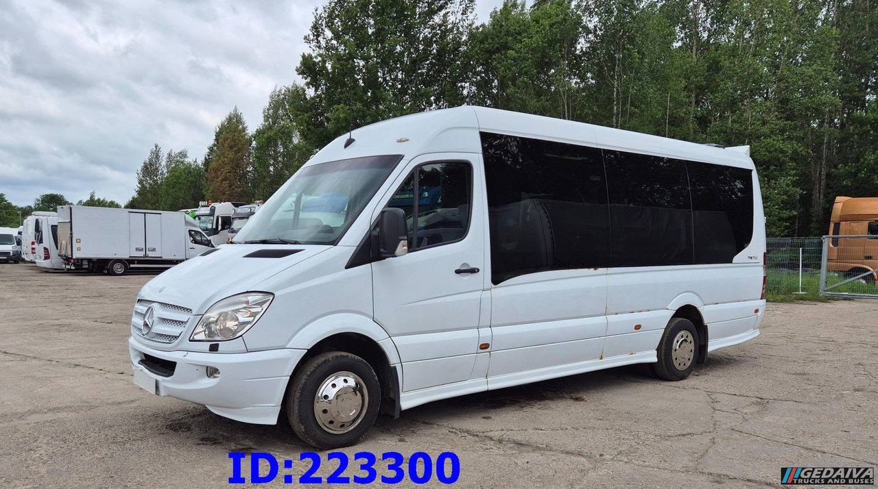 MERCEDES-BENZ Sprinter 518 VIP - 17 Seater - مركبة كوتش: صورة 1 MERCEDES-BENZ Sprinter 518 VIP - 17 Seater - مركبة كوتش: صورة 1