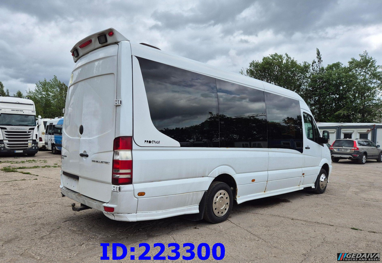 MERCEDES-BENZ Sprinter 518 VIP - 17 Seater - مركبة كوتش: صورة 5 MERCEDES-BENZ Sprinter 518 VIP - 17 Seater - مركبة كوتش: صورة 5