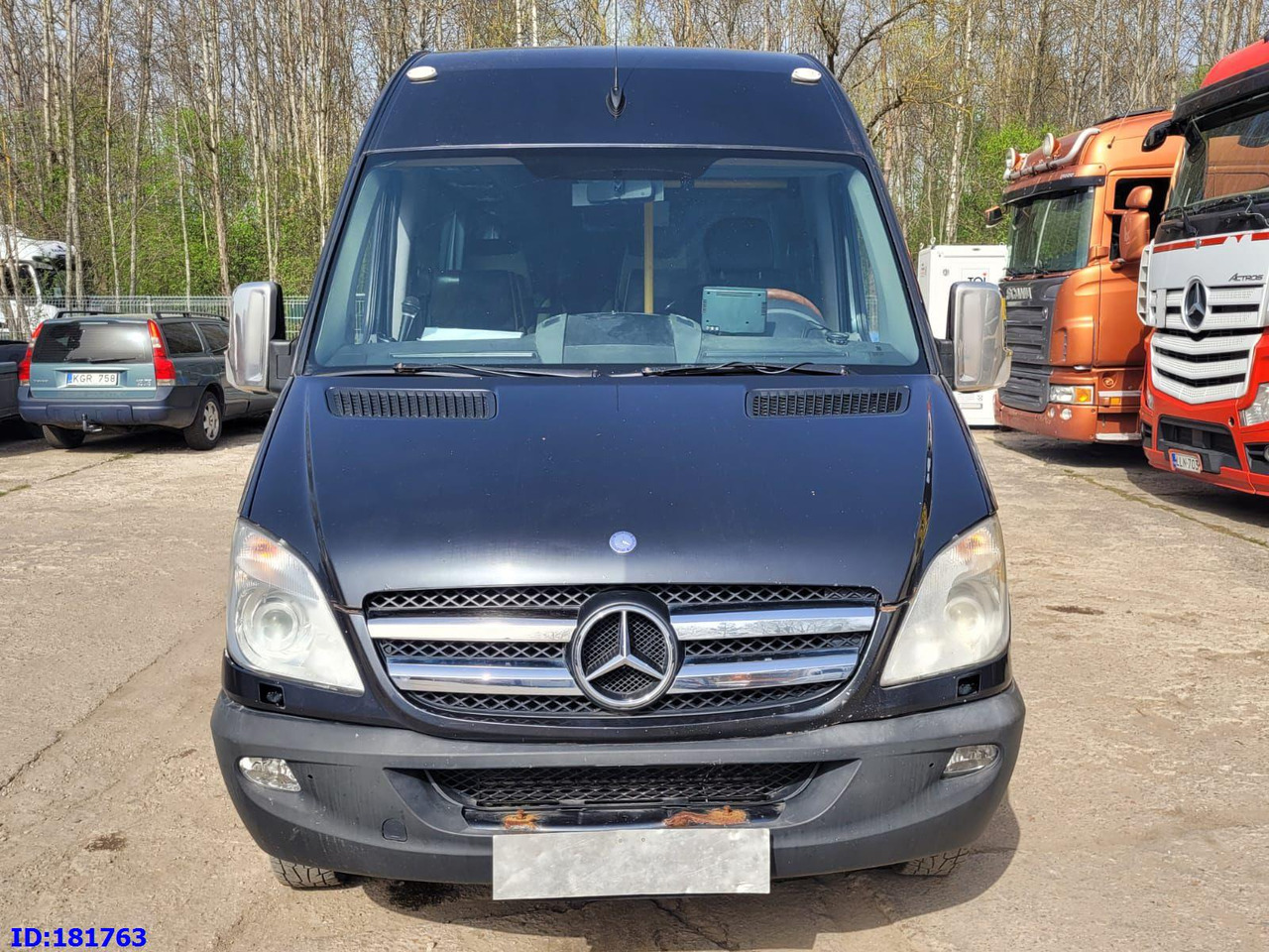 MERCEDES-BENZ Sprinter 518 - VIP - 17 Seater - مركبة كوتش: صورة 2 MERCEDES-BENZ Sprinter 518 - VIP - 17 Seater - مركبة كوتش: صورة 2