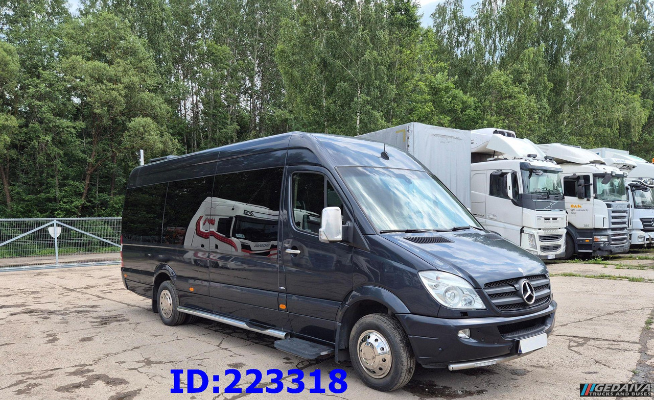 MERCEDES-BENZ Sprinter 519 VIP - 17 Seater (Engine broken) - مركبة كوتش: صورة 4 MERCEDES-BENZ Sprinter 519 VIP - 17 Seater (Engine broken) - مركبة كوتش: صورة 4