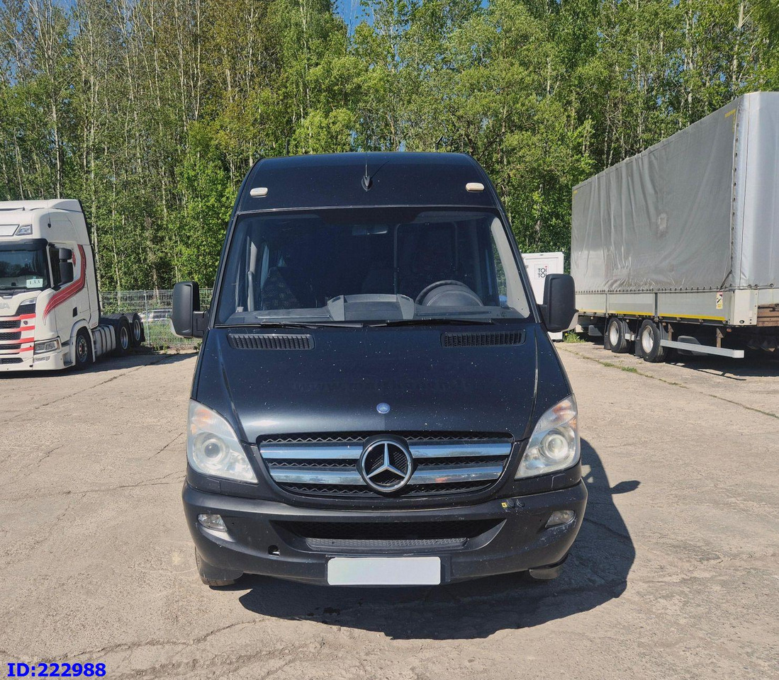 MERCEDES-BENZ Sprinter 519 VIP - 17 Seater - حافلة صغيرة, ميكروباص: صورة 2 MERCEDES-BENZ Sprinter 519 VIP - 17 Seater - حافلة صغيرة, ميكروباص: صورة 2