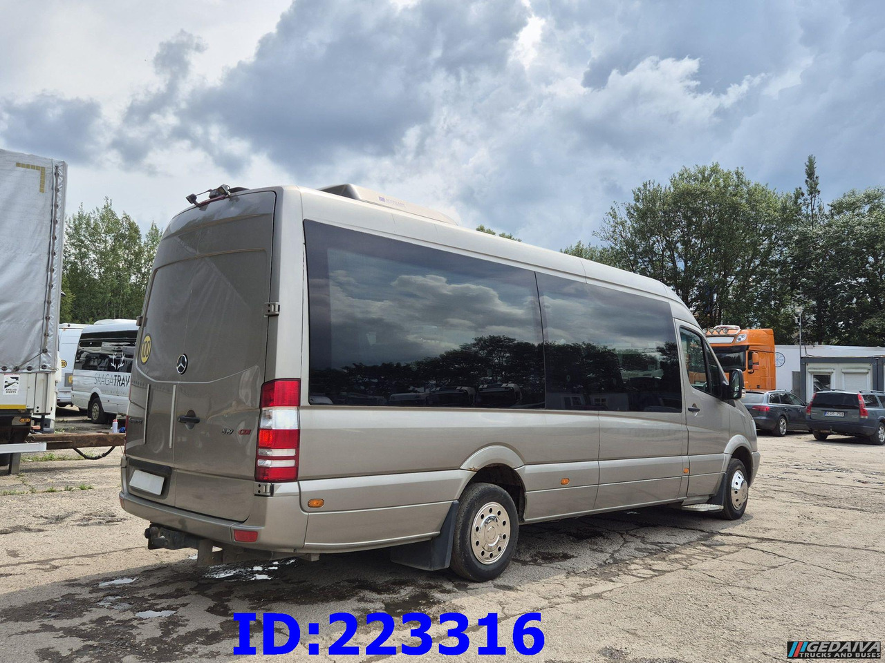 MERCEDES-BENZ Sprinter 519 VIP - 18 Seater - Euro 5 - مركبة كوتش: صورة 5 MERCEDES-BENZ Sprinter 519 VIP - 18 Seater - Euro 5 - مركبة كوتش: صورة 5