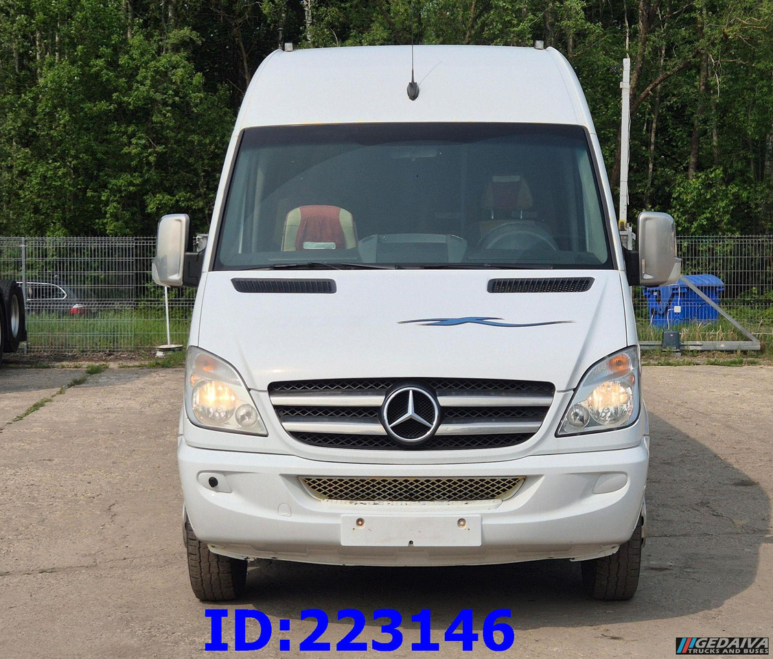 MERCEDES-BENZ Sprinter 519 VIP - 21Place -Euro 5 - مركبة كوتش: صورة 2 MERCEDES-BENZ Sprinter 519 VIP - 21Place -Euro 5 - مركبة كوتش: صورة 2