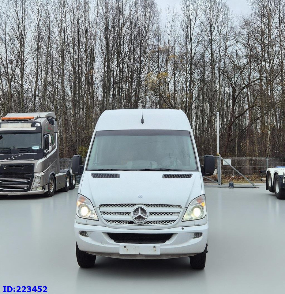 MERCEDES-BENZ Sprinter 519 XXL VIP - 21 Seater Euro5 - مركبة كوتش: صورة 2 MERCEDES-BENZ Sprinter 519 XXL VIP - 21 Seater Euro5 - مركبة كوتش: صورة 2