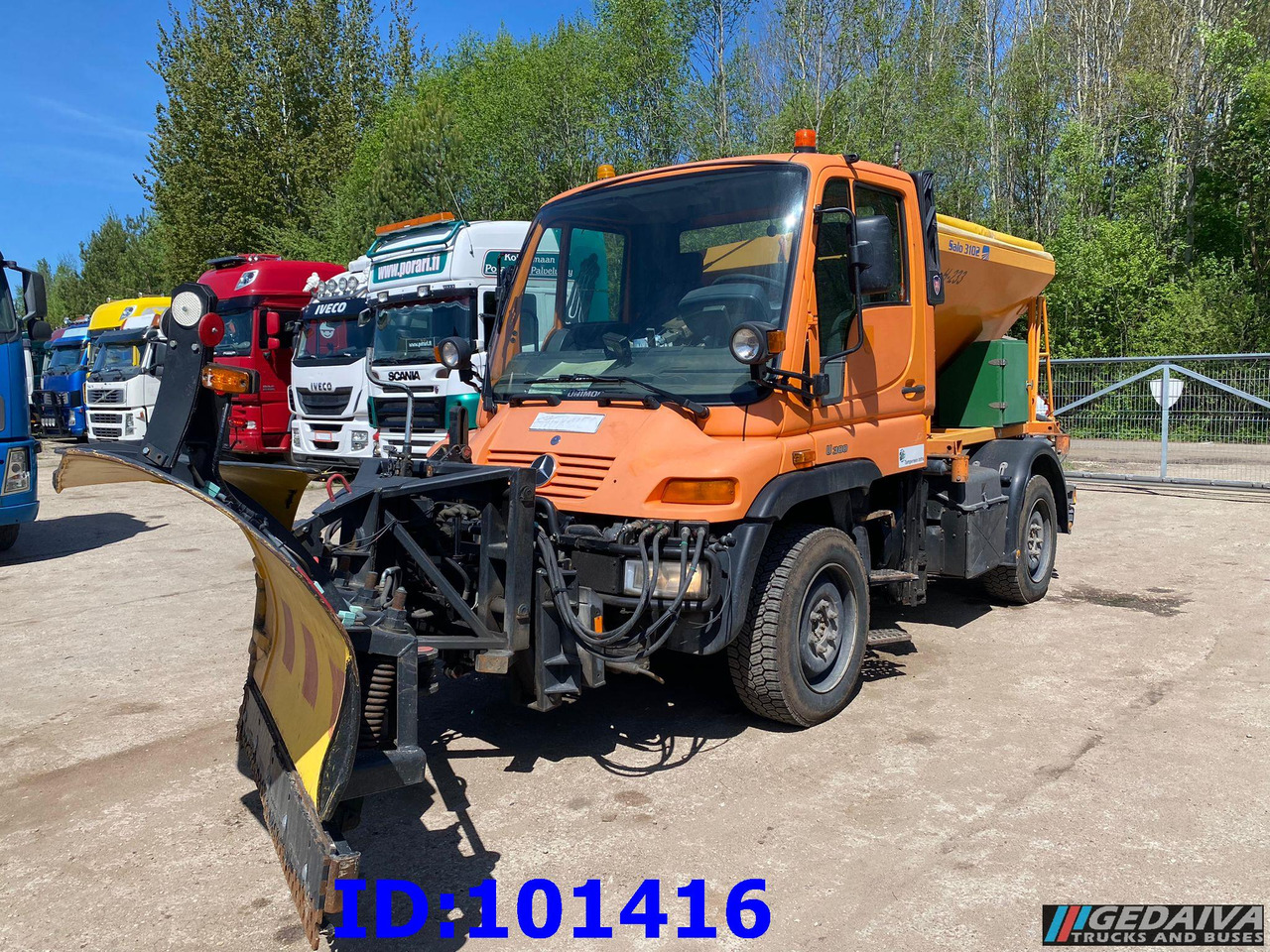 MERCEDES-BENZ Unimog U300 4X4 - جرافة ثلج: صورة 1 MERCEDES-BENZ Unimog U300 4X4 - جرافة ثلج: صورة 1