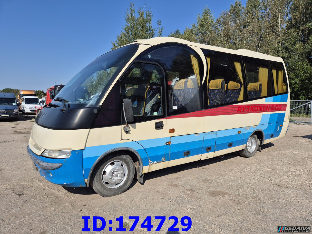 MERCEDES-BENZ Vario 815 26-Seater - مركبة كوتش: صورة 1 MERCEDES-BENZ Vario 815 26-Seater - مركبة كوتش: صورة 1