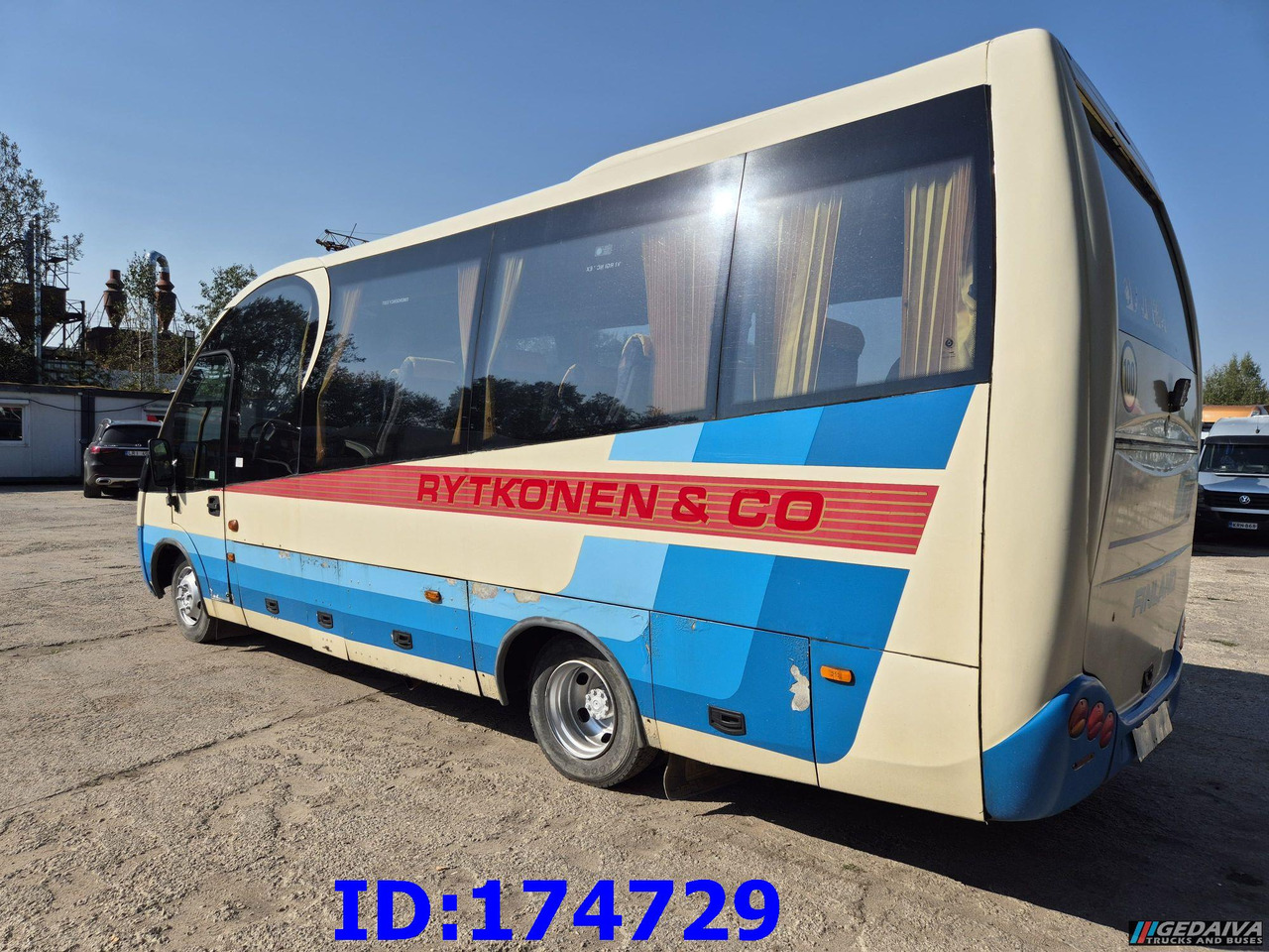 MERCEDES-BENZ Vario 815 26-Seater - مركبة كوتش: صورة 5 MERCEDES-BENZ Vario 815 26-Seater - مركبة كوتش: صورة 5