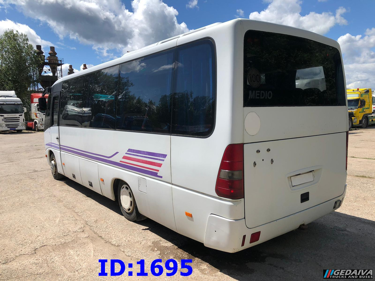 MERCEDES-BENZ Vario Medio 815 30-Seater - مركبة كوتش: صورة 5 MERCEDES-BENZ Vario Medio 815 30-Seater - مركبة كوتش: صورة 5
