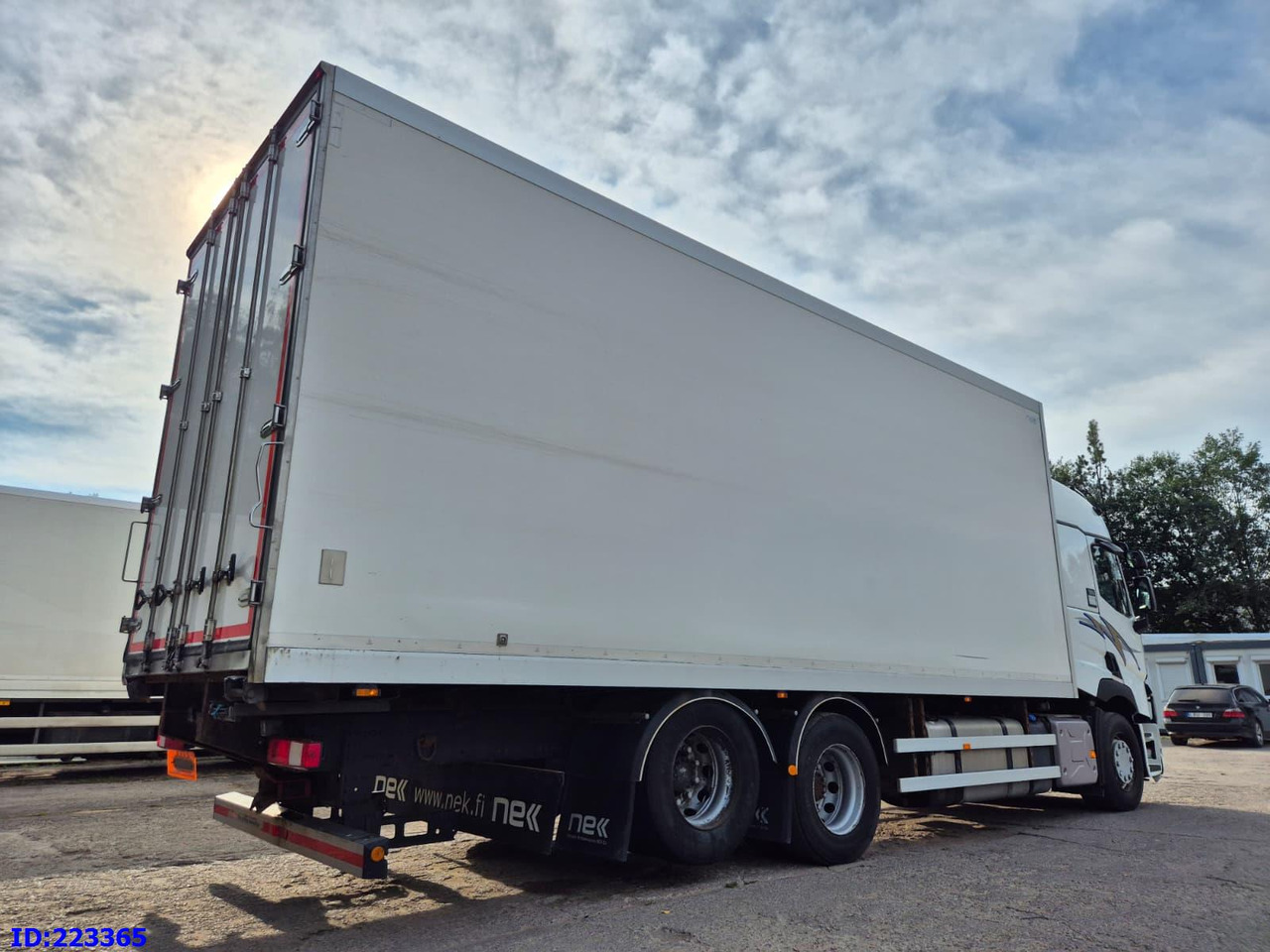 RENAULT T520 6x2 Euro 6 (Box 7.82m) - شاحنة مقفلة: صورة 5 RENAULT T520 6x2 Euro 6 (Box 7.82m) - شاحنة مقفلة: صورة 5