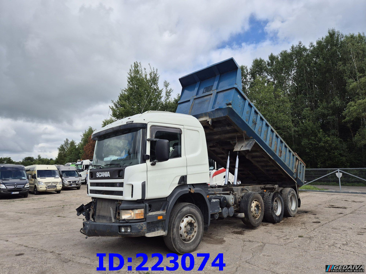 SCANIA 124 8x2 - Manual - Full steel - شاحنة قلاب: صورة 1 SCANIA 124 8x2 - Manual - Full steel - شاحنة قلاب: صورة 1