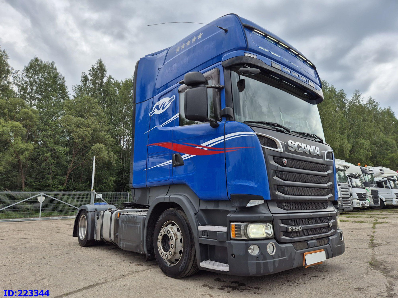 SCANIA R520 V8 Retarder Euro6 - وحدة جر: صورة 1 SCANIA R520 V8 Retarder Euro6 - وحدة جر: صورة 1