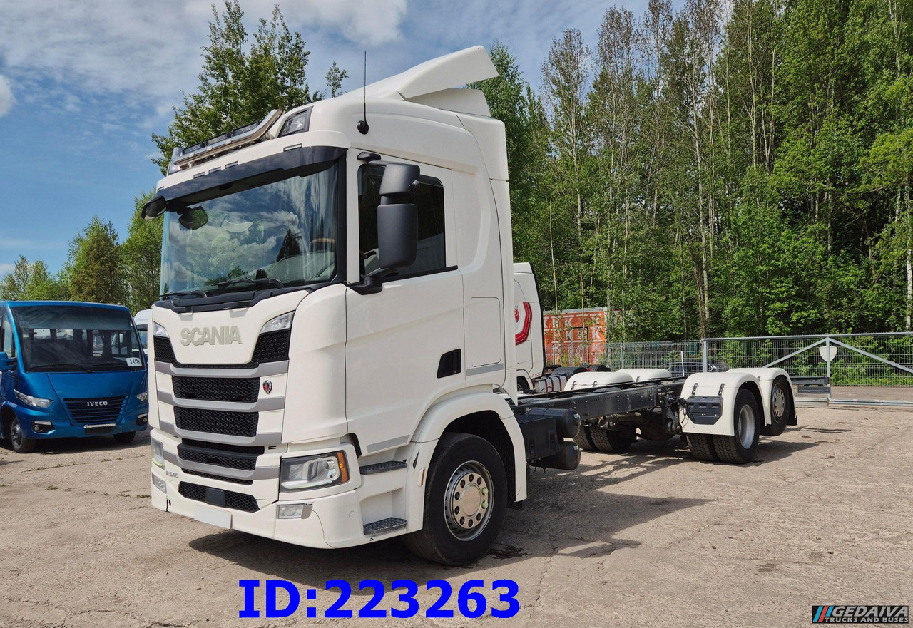 SCANIA R540 6x2 Retarder - شاحنة هيكل كابينة: صورة 1 SCANIA R540 6x2 Retarder - شاحنة هيكل كابينة: صورة 1