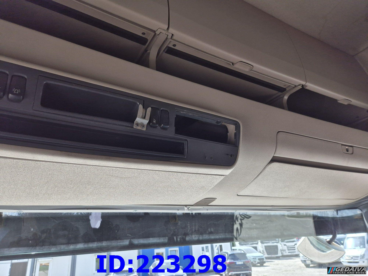 وحدة جر SCANIA R560 V8 Retarder 6x2: صورة 15